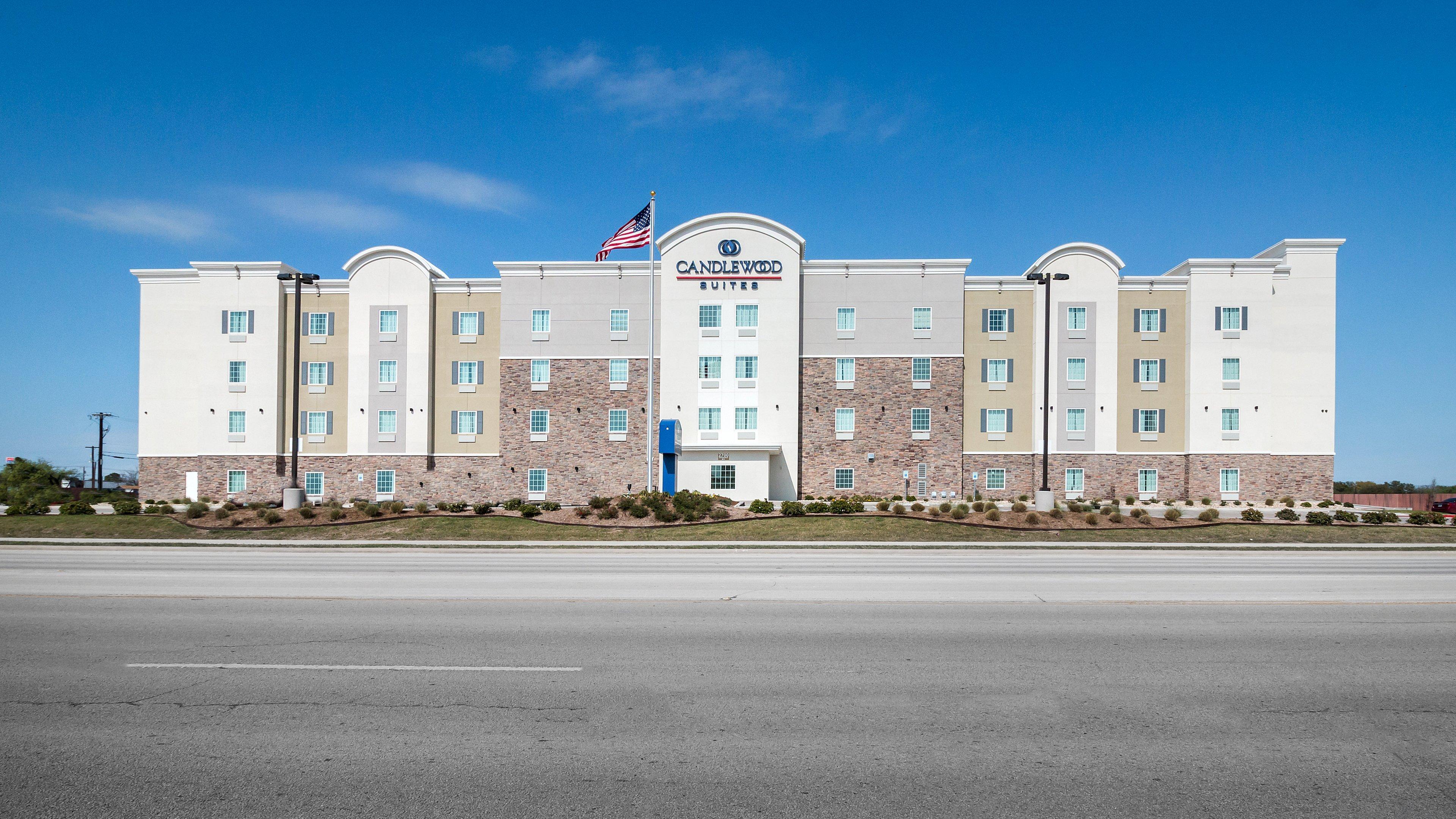 Candlewood Suites Waco By Ihg Exterior foto